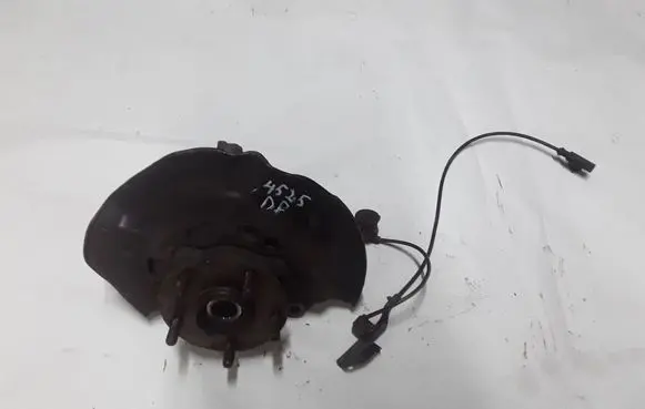 Toyota Auris E180 Front wheel hub 4321105090