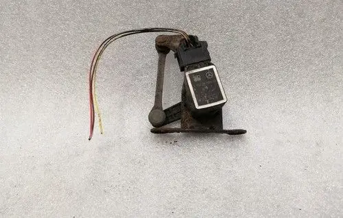 Mercedes-Benz SL R230 Rear air suspension level height sensor A0025428818