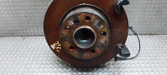 BMW 1 F20 F21 Front wheel hub spindle knuckle 6792285