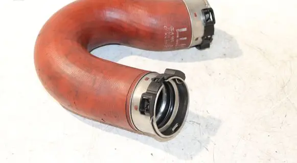 Intercooler hose/pipe