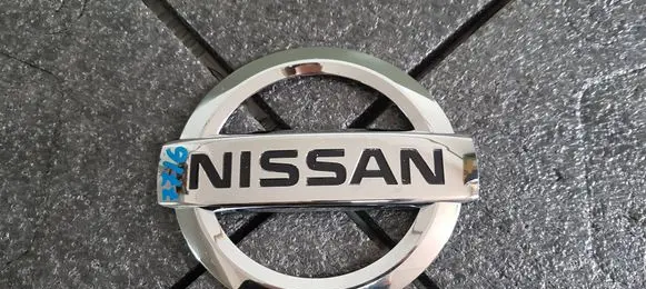 Nissan Pulsar Manufacturer badge logo/emblem 628906LA0A