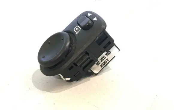 Wing mirror switch