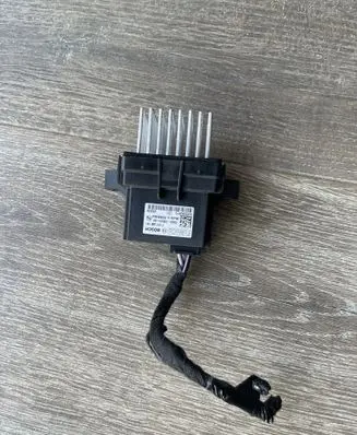 Ford Focus Heater blower motor/fan resistor G3GH19E624AA