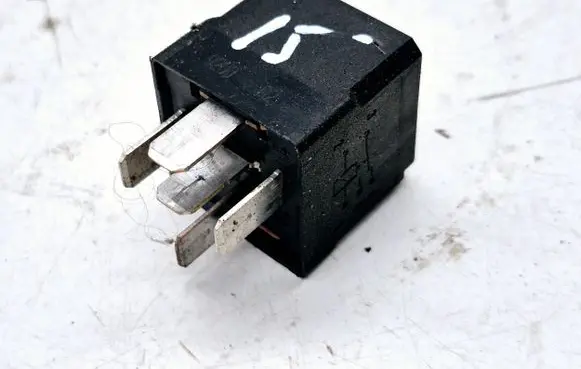 Volvo V70 Other relay 9441160