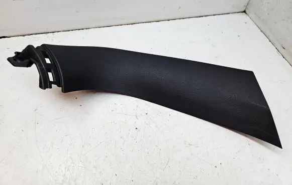 KIA Sportage Tailgate trim 81731F1000