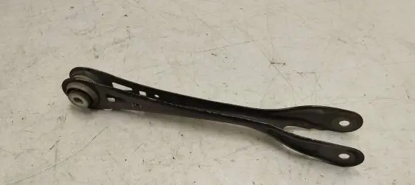 Rear control arm
