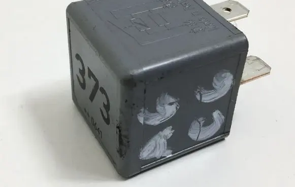 Audi A6 S6 C6 4F Other relay 8D0951253A