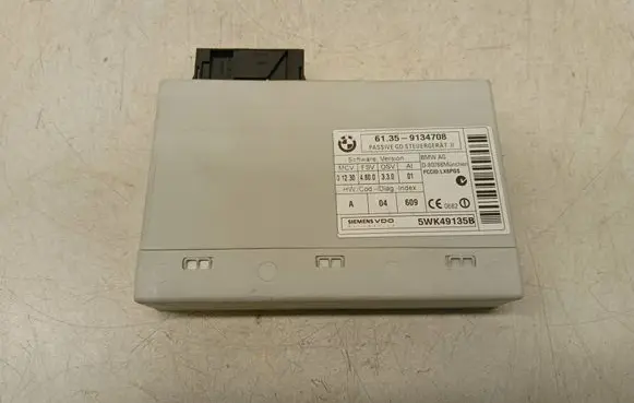 BMW 3 E90 E91 Keyless (KESSY) go control unit/module 9134708 5WK49135B