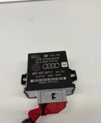 Audi A4 S4 B7 8E 8H Light module LCM 8P0907357F 5LA00837901