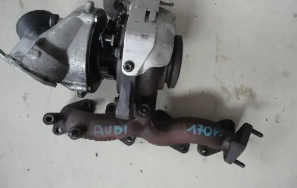 Audi A3 S3 8P Turbo 03G253014K 03G253010A