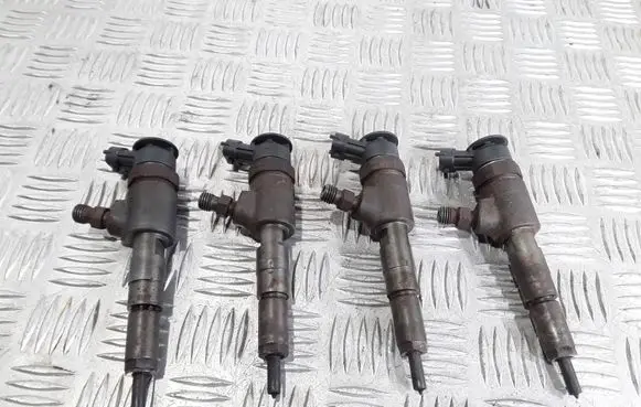 Fuel injectors set