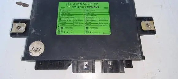 Mercedes-Benz S W220 Keyless (KESSY) go control unit/module A0295458532 102452ZB981F 5WK48029