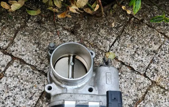 Ford Fusion II Throttle body valve DS7E9F991BB