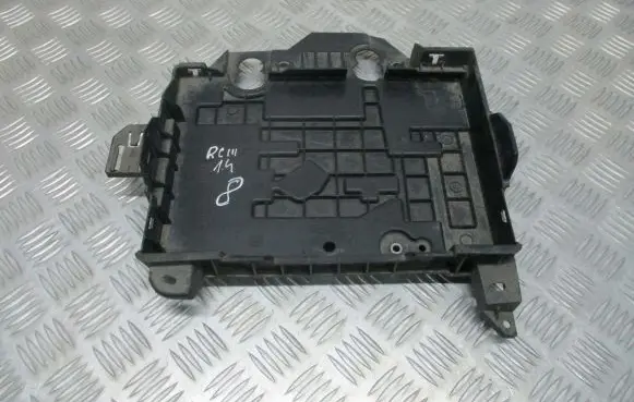 Renault Clio III Battery box tray 