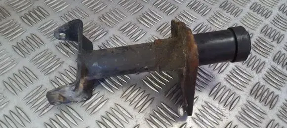 Volkswagen PASSAT B5 Front bumper mounting bracket 3B0807133A