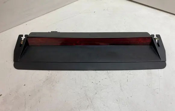 Volkswagen PASSAT CC Third/center stoplight 3C8945087