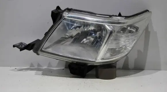 Toyota Hilux (AN10, AN20, AN30) Headlight/headlamp