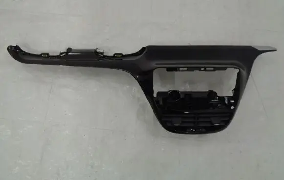 Peugeot 2008 I Dash center air vent grill