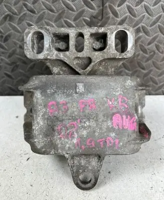 Audi A3 S3 8L Engine mount bracket 1J0199555AJ