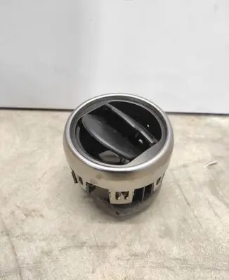 Ford Mustang VI Dashboard air vent grill cover trim 