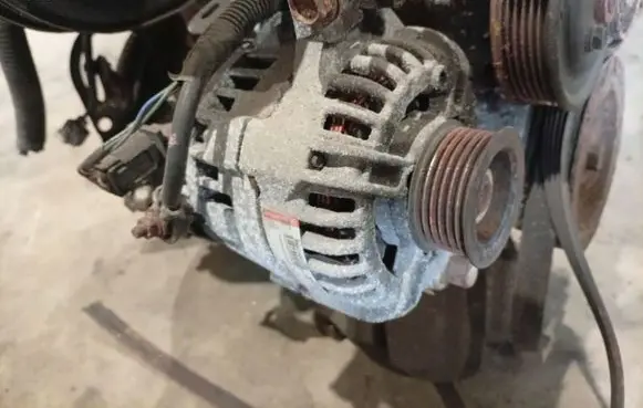 Toyota Yaris Generator/alternator A0328