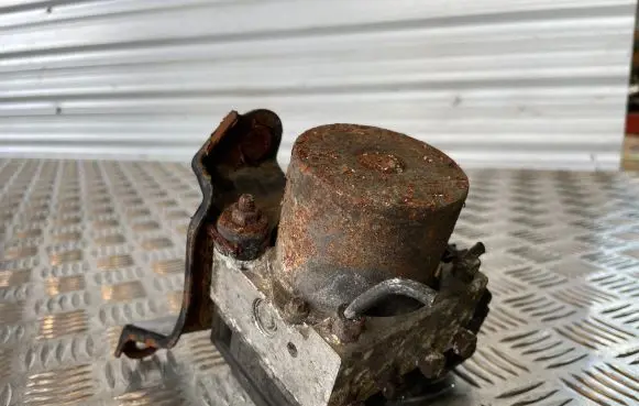 Toyota Avensis T250 ABS Pump 0265800362