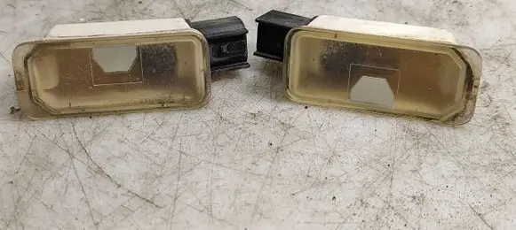 Ford Mondeo MK IV Number plate light