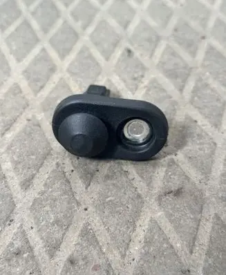 Toyota RAV 4 (XA30) Front door sensor D6D