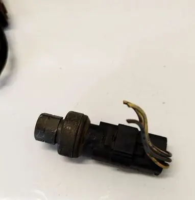 Peugeot 307 Air conditioning (A/C) pressure sensor 9632170780
