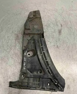 Volvo XC90 Front bumper mounting bracket 30698129