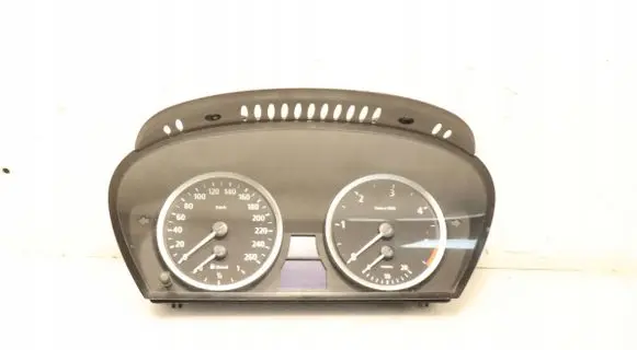 BMW 5 E60 E61 Clock 9135253