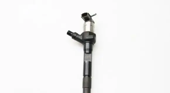 Mazda 6 Fuel injector R2AA13H50