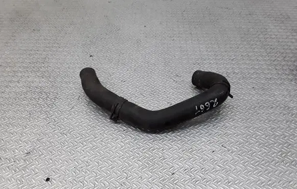 Volkswagen Touareg I Engine coolant pipe/hose