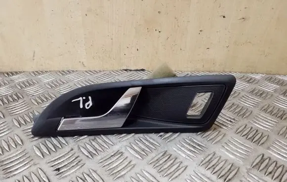 Skoda Yeti (5L) Front door interior handle 1Z0837247 1Z0035411P