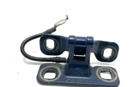 BMW X3 E83 Tailgate/trunk/boot hinge 340037709 3400377