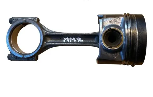 Skoda Yeti (5L) Piston with connecting rod 04LB DFS