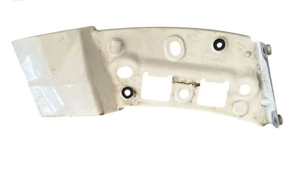 Volkswagen Crafter Fender mounting bracket 7C0821110
