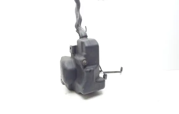 Mercedes-Benz A W176 Windshield washer fluid reservoir/tank A2468690120
