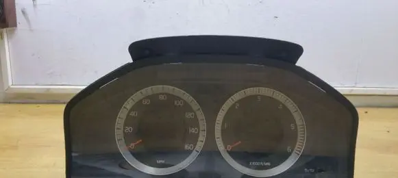 Volvo XC60 Speedometer (instrument cluster) 31270370AA 69199730U