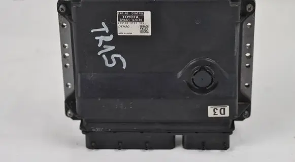Toyota RAV 4 (XA30) Engine control unit/module 8966142D30 2751003701
