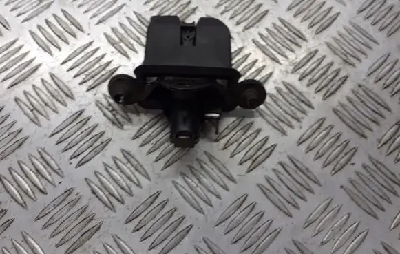 Skoda Octavia Mk2 (1Z) Tailgate exterior lock 1Z5827501C