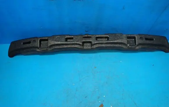 Hyundai Santa Fe Front bumper foam support bar 865202B010