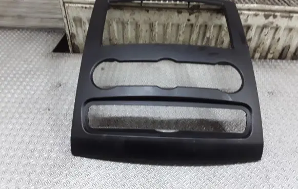 Mercedes-Benz Sprinter W906 Climate control/heater control trim A9066800017