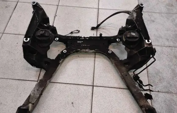 BMW 7 E65 E66 Front subframe