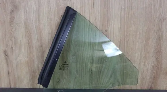 Mercedes-Benz SLK R172 Rear vent window glass 1726700110 A1726700110