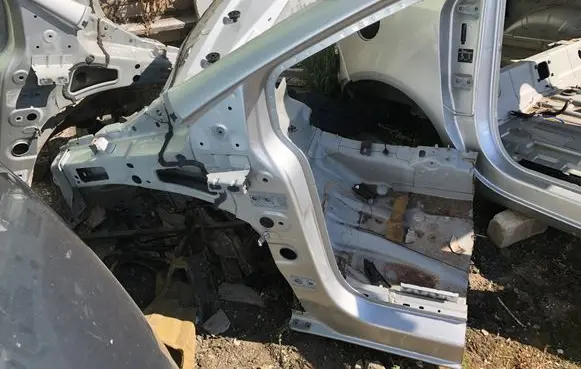 Front quarter panel