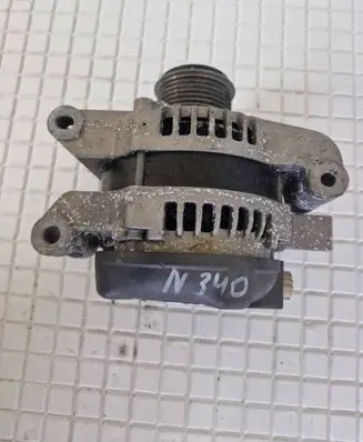 Toyota Avensis T270 Generator/alternator STX101663