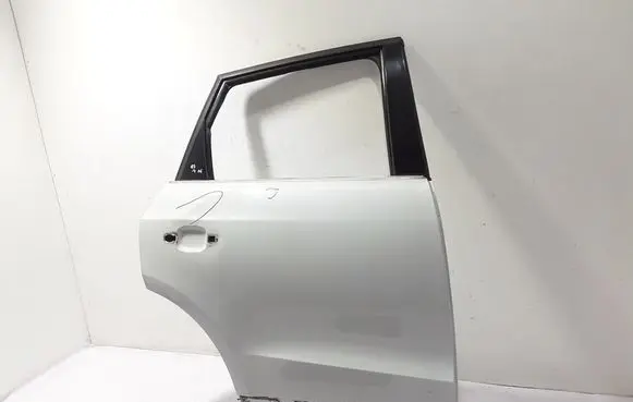 Audi Q5 SQ5 Rear door 8R0833052B