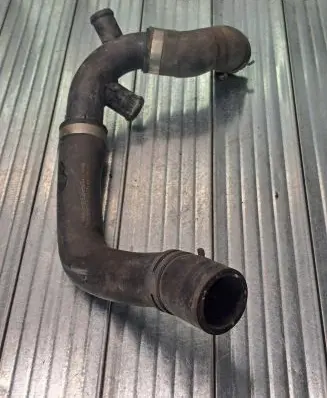 Volkswagen PASSAT B7 Engine coolant pipe/hose 3AA122101G 1K0121087AH
