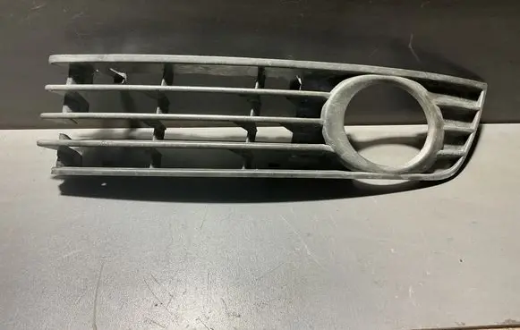 Audi A4 S4 B6 8E 8H Front fog light trim/grill ad07013